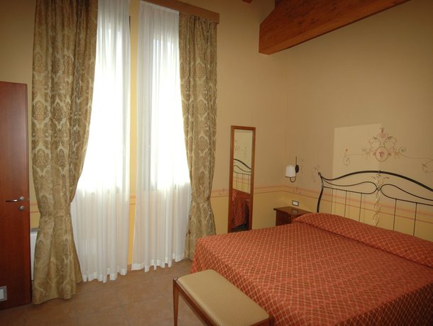 Imagen de la habitación del Hotel la Fornace. Foto 10