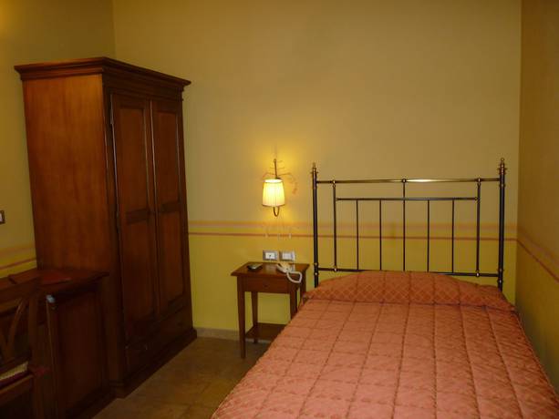 Imagen de la habitación del Hotel la Fornace. Foto 12