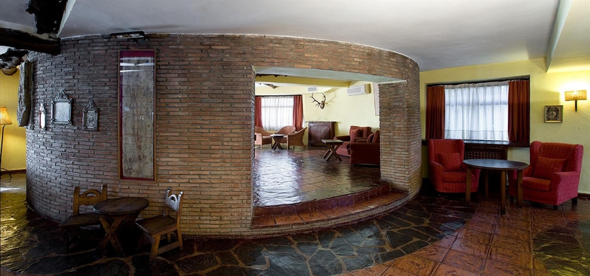 Imagen de los interiores del Hotel la Perdiz. Foto 16