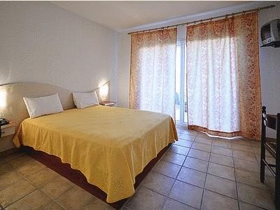 Imagen general del Hotel la Perna. Foto 1