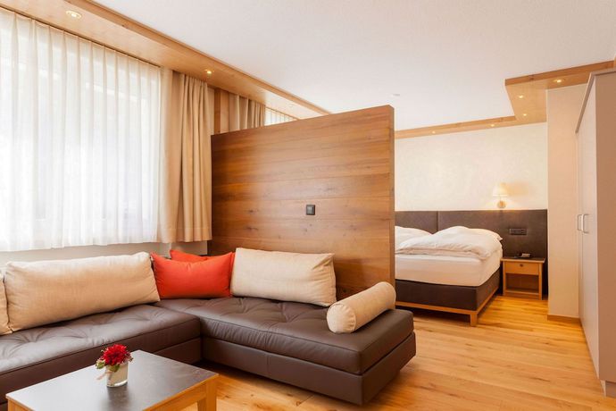 Imagen de la habitación del Hotel la couronne Hotel and Spa. Foto 7