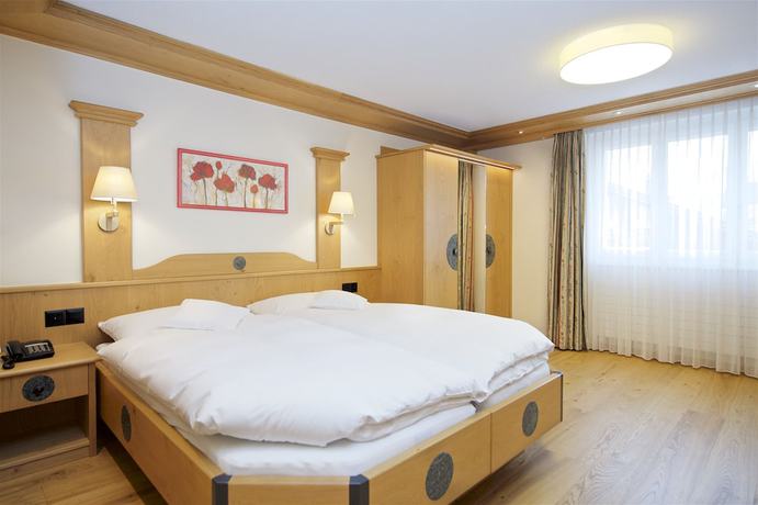 Imagen de la habitación del Hotel la couronne Hotel and Spa. Foto 15