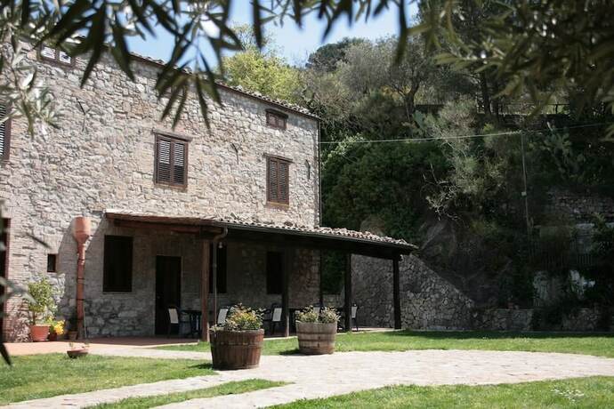 Imagen general del Hotel l\'antico casale. Foto 10