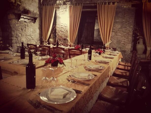 Imagen general del Hotel l\'antico casale. Foto 12