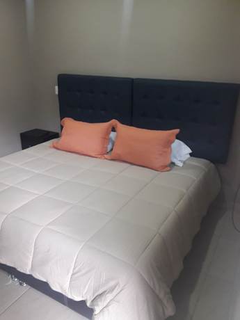 Imagen de la habitación del Hotel las Palmas Jocotepec. Foto 6