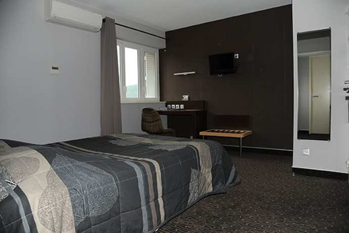 Imagen de la habitación del Hotel le Bellevue, CONDRIEU. Foto 14