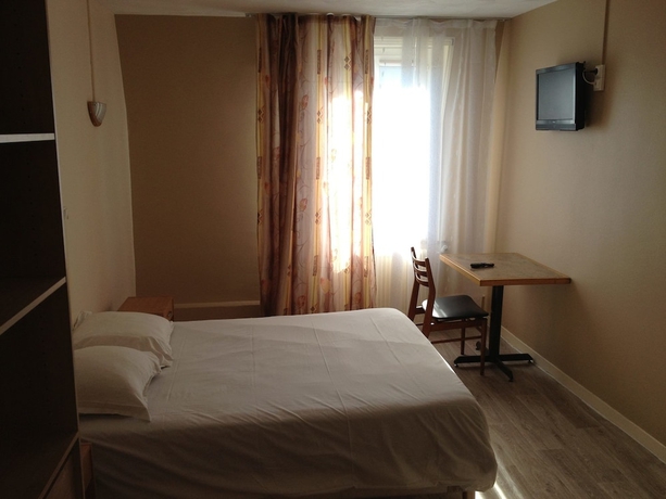 Imagen de la habitación del Hotel le Bristol, Valenciennes. Foto 5