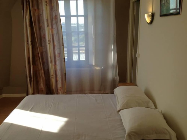 Imagen de la habitación del Hotel le Bristol, Valenciennes. Foto 9