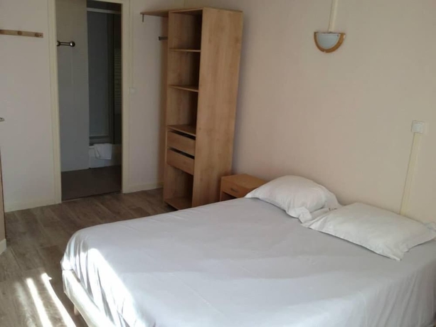 Imagen de la habitación del Hotel le Bristol, Valenciennes. Foto 10