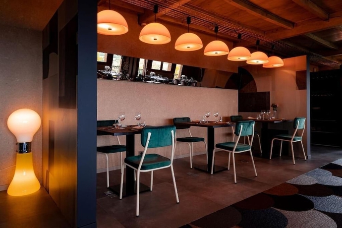 Imagen del bar/restaurante del Hotel le Cantou 354. Foto 2