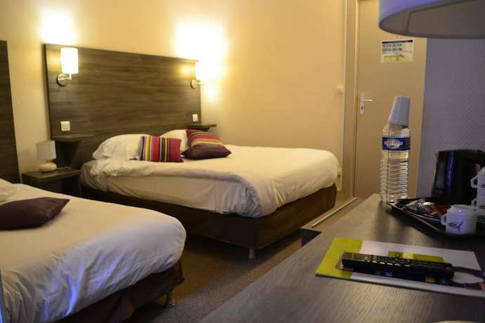 Imagen de la habitación del Hotel le Carnot, Bolbec. Foto 20