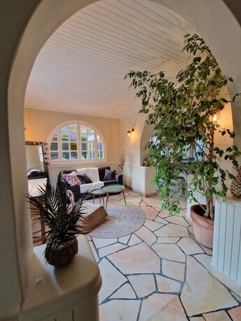 Imagen general del Hotel le Cosy. Foto 7