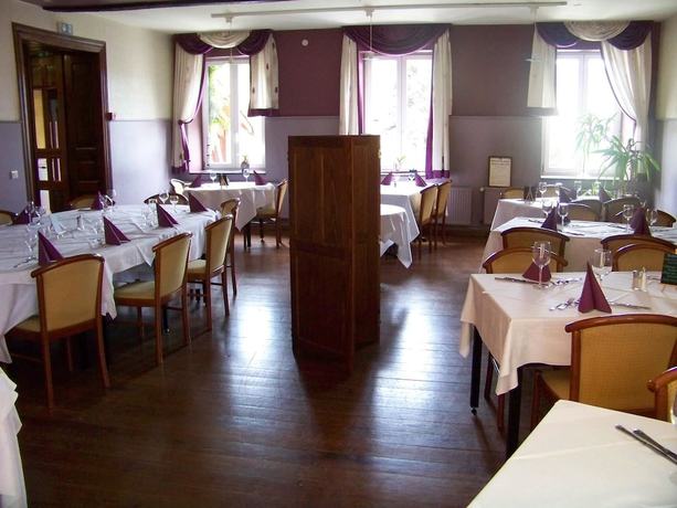 Imagen del bar/restaurante del Hotel le Falken. Foto 2