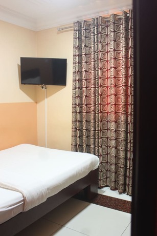 Imagen de la habitación del Hotel le Kremlin. Foto 15