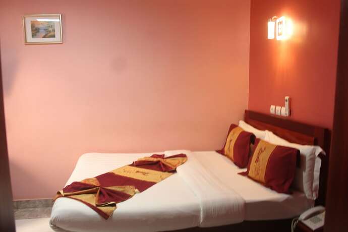 Imagen de la habitación del Hotel le Kremlin. Foto 17