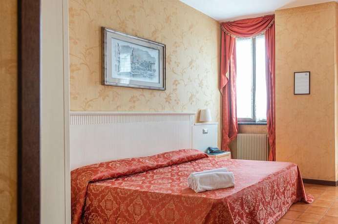 Imagen de la habitación del Hotel le Palme, Limone sul Garda. Foto 5