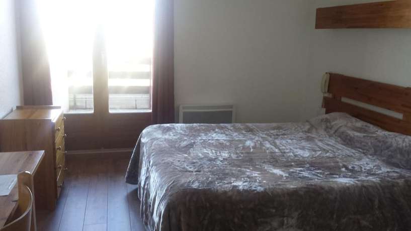 Imagen de la habitación del Hotel le YAKA. Foto 5