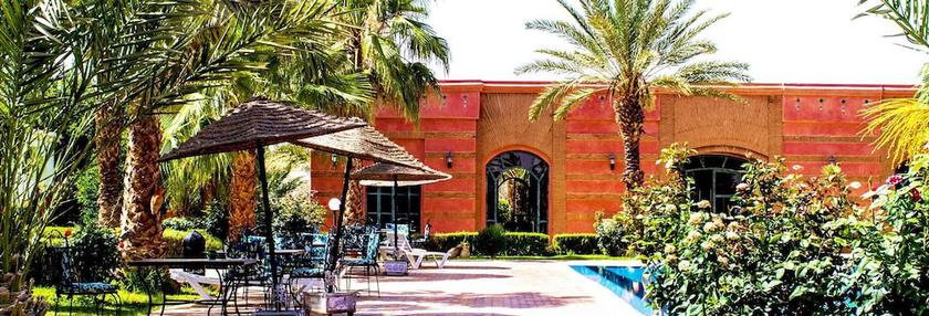 Imagen de la piscina del Hotel le riad. Foto 16