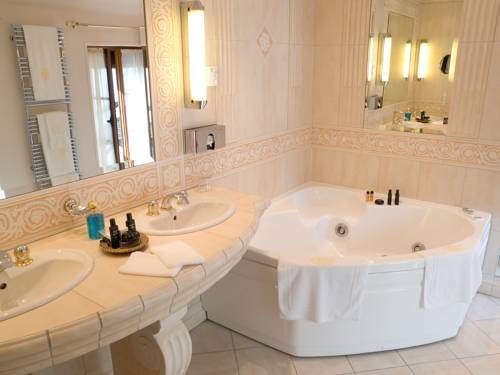 Imagen de la habitación del Hotel lerie Du Bas-bréau. Foto 3