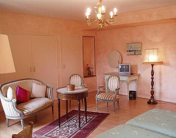 Imagen de la habitación del Hotel les Hospitaliers. Foto 5