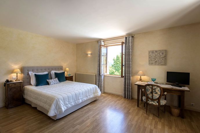 Imagen de la habitación del Hotel les Hospitaliers. Foto 7