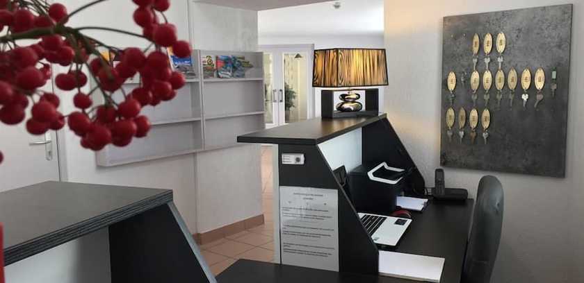 Imagen de los interiores del Hotel les Quatre Saisons. Foto 20