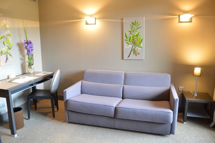 Imagen de la habitación del Hotel les Rives. Foto 13