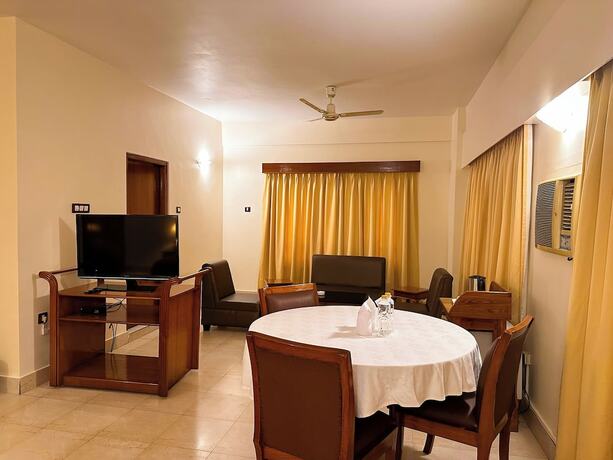 Imagen general del Hotel lhaki. Foto 2