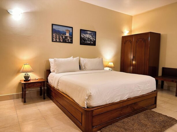 Imagen de la habitación del Hotel lhaki. Foto 18