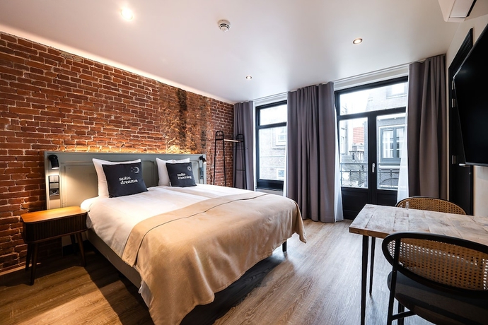 Imagen de la habitación del Hotel limehome Amsterdam Leidsekruisstraat. Foto 4