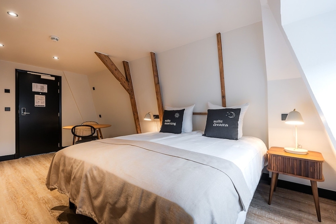 Imagen de la habitación del Hotel limehome Amsterdam Leidsekruisstraat. Foto 9