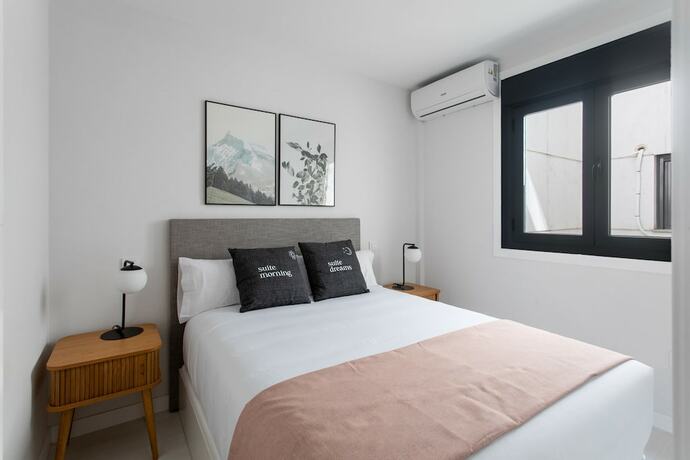 Imagen de la habitación del Hotel limehome Madrid Calle de la Paloma. Foto 16