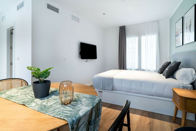 Imagen de la habitación del Hotel limehome Sevilla Ronda de Capuchinos. Foto 18