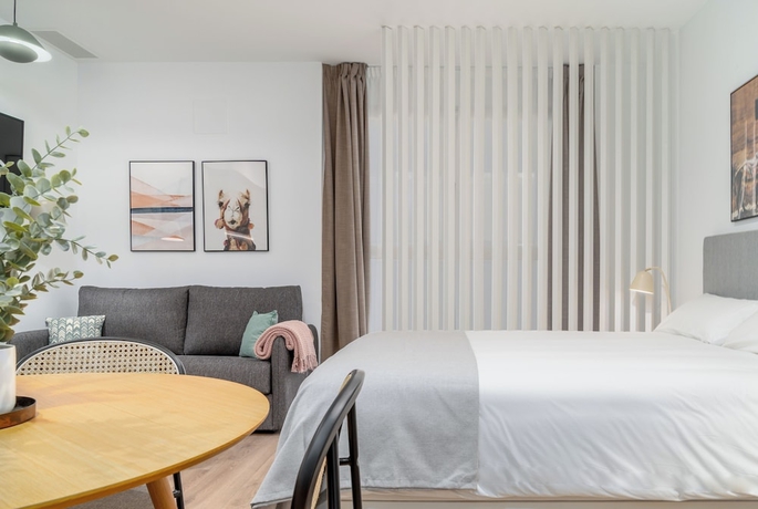 Imagen de la habitación del Hotel limehome Valencia Carrer d'Antonio Ferrandis. Foto 10