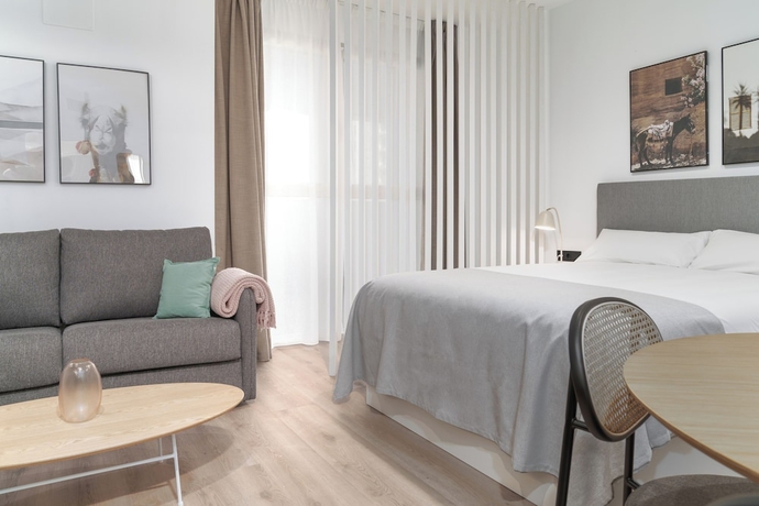 Imagen de la habitación del Hotel limehome Valencia Carrer d'Antonio Ferrandis. Foto 11