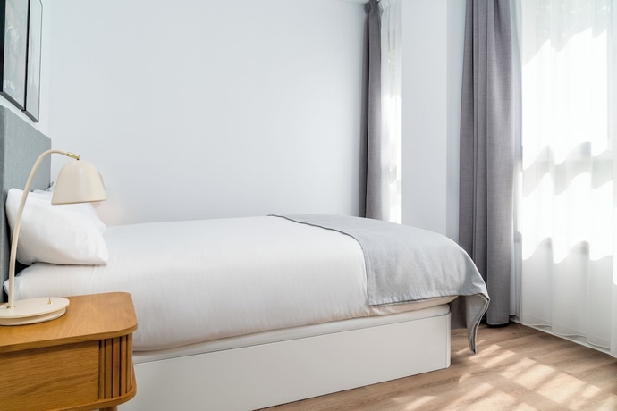 Imagen de la habitación del Hotel limehome Valencia Carrer d'Antonio Ferrandis. Foto 12
