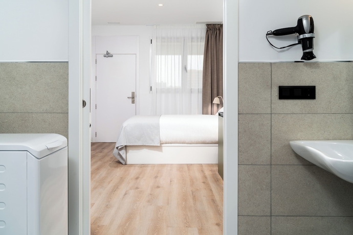 Imagen de la habitación del Hotel limehome Valencia Carrer d'Antonio Ferrandis. Foto 18
