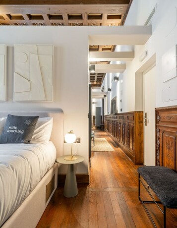 Imagen de la habitación del Hotel limehome Vitoria Palacio Álava-Velasco. Foto 20