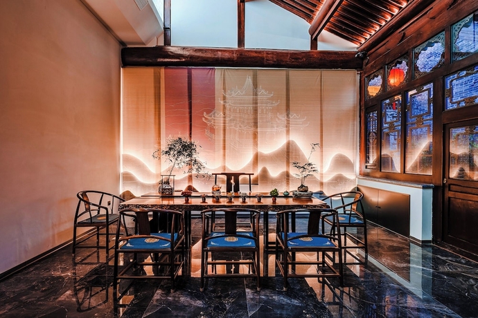 Imagen de los interiores del Hotel lishe. Foto 13