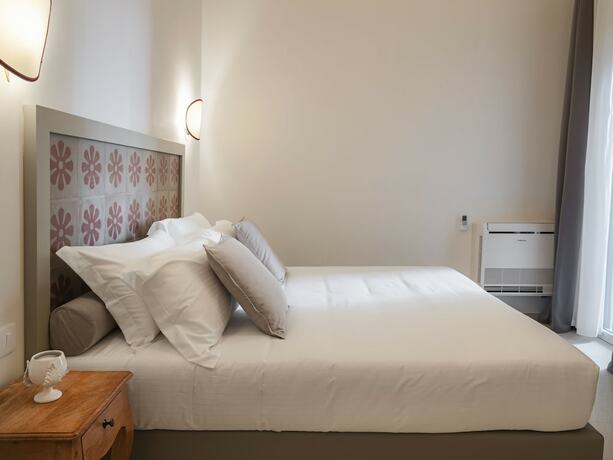 Imagen general del Hotel living u HomeSuites. Foto 3