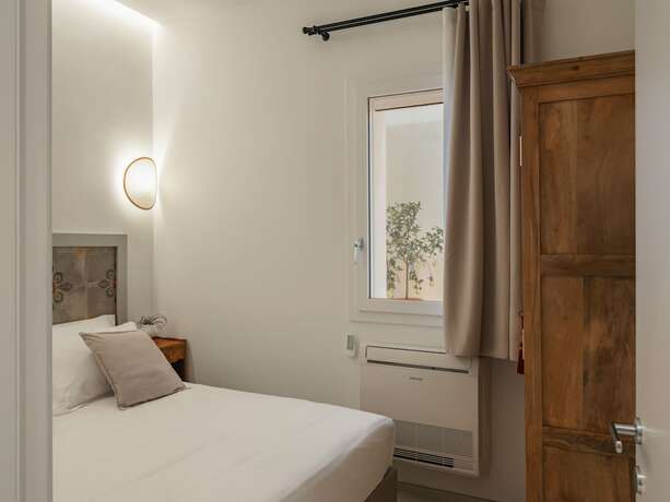 Imagen general del Hotel living u HomeSuites. Foto 10