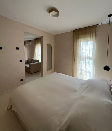 Imagen de la habitación del Hotel loor luxury retreat. Foto 19