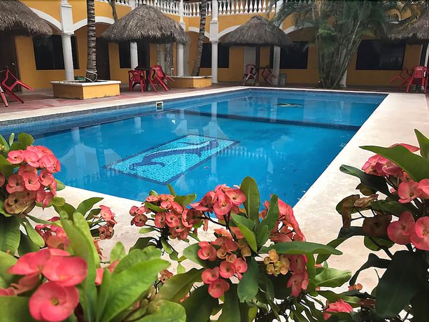 Imagen de la piscina del Hotel los Arcos, Izamal. Foto 14