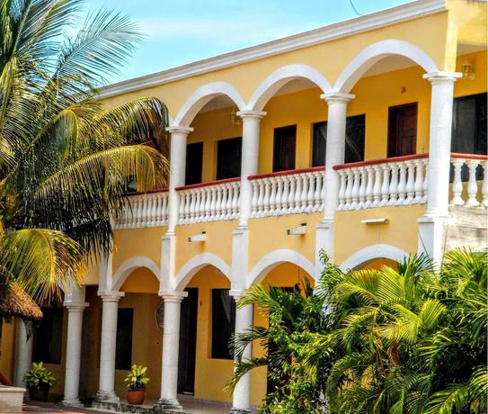 Imagen general del Hotel los Arcos, Izamal. Foto 3