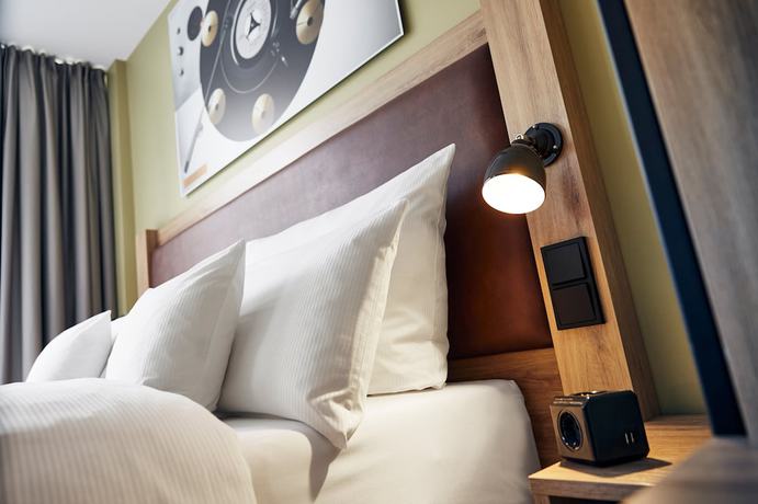 Imagen de la habitación del Hotel me and all Hanover. Foto 13