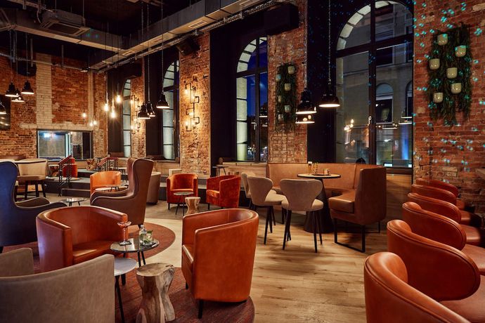 Imagen de los interiores del Hotel me and all Hanover. Foto 20