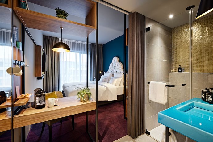 Imagen de la habitación del Hotel me and all düsseldorf-oberkassel. Foto 6