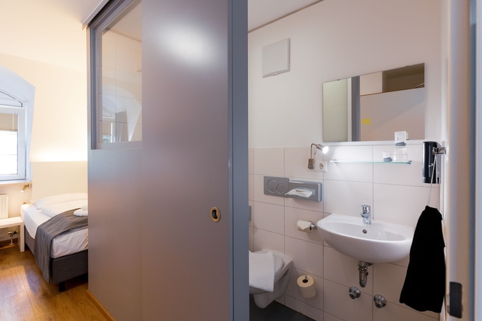 Imagen de la habitación del Hotel mk bed & breakfast m&uuml;nchen. Foto 14