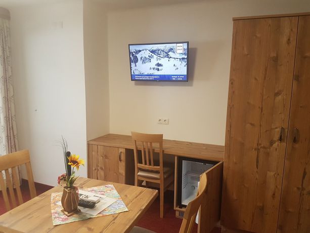 Imagen de la habitación del Hotel modernandrenovatedpension Oberauer Wagrain. Foto 4