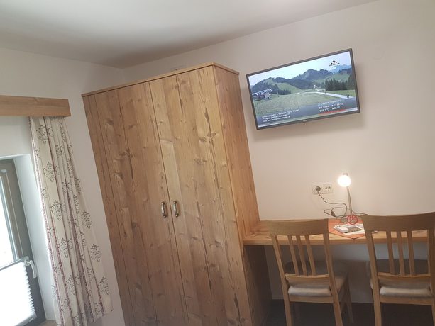 Imagen de la habitación del Hotel modernandrenovatedpension Oberauer Wagrain. Foto 6